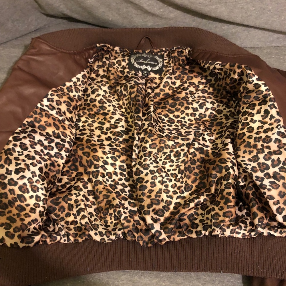 Bomber jacket - Picture 2 of 5